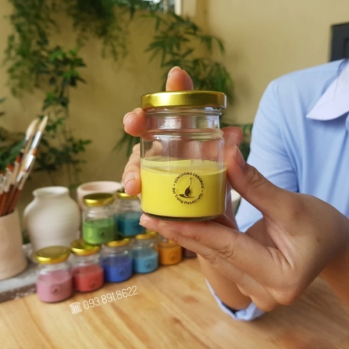 Men Gốm Màu Vàng