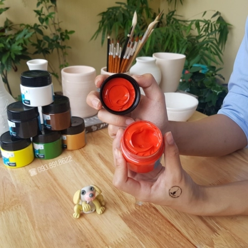 Màu Vẽ Gốm Không Nung Acrylic Mont Marte - Đỏ Son