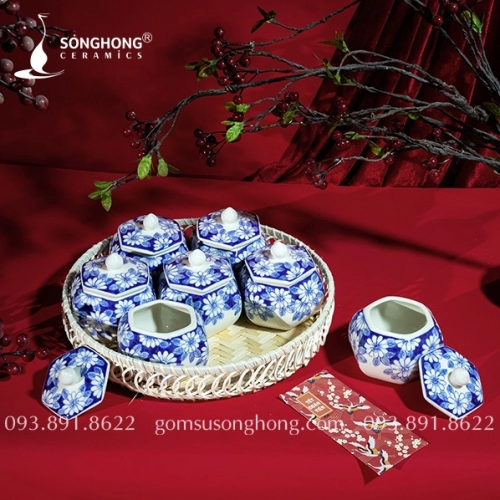 Bộ 7 Hũ Mứt Lục Giác Vẽ Tay M07 - Kèm Khay Mây