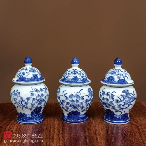 Chóe Thờ Vẽ Sen - Men Rong Cổ Truyền