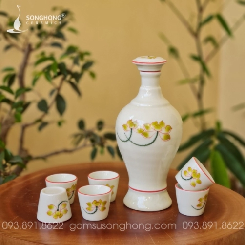 Bộ Bình Rượu Sứ Vẽ Sen Vàng 500ml