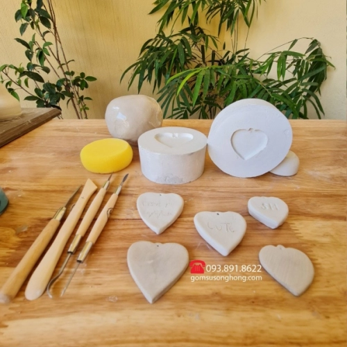 Khuôn In Gốm Hình Trái Tim
